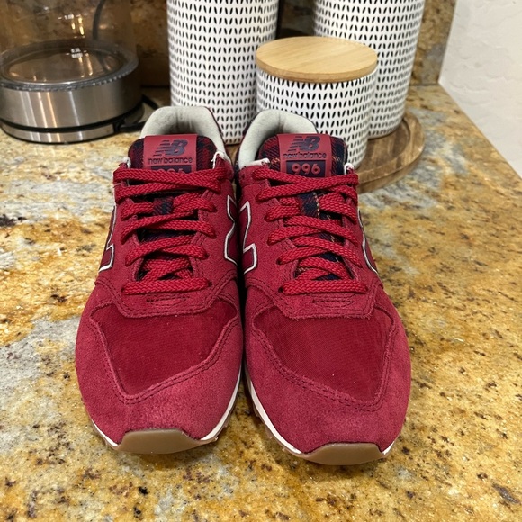 New Balance 996 size 7 - Picture 2 of 9